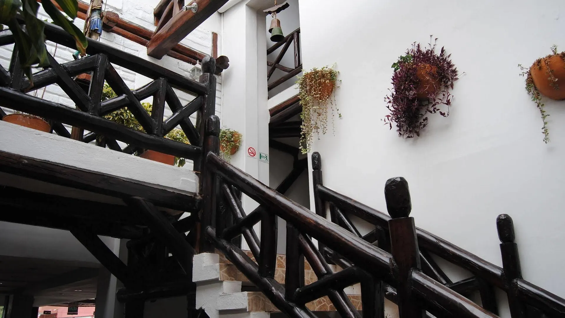 Hotel Fuente De Piedra II Quito