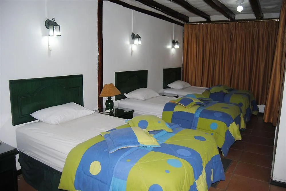 Hotel Fuente De Piedra II Quito