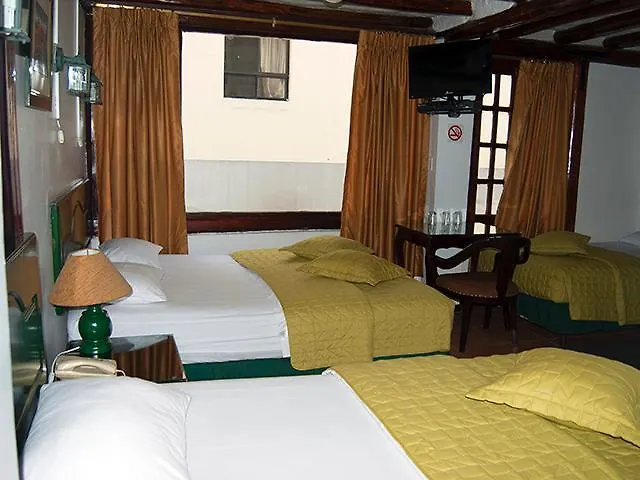 Hotel Fuente De Piedra II Quito