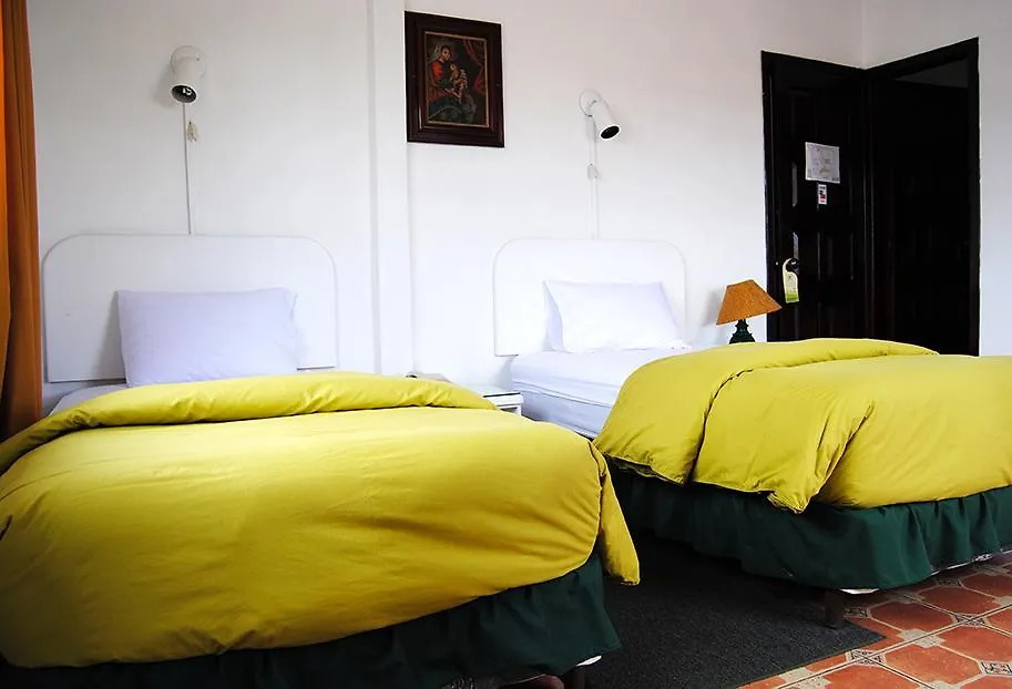 Hotel Fuente De Piedra II Quito