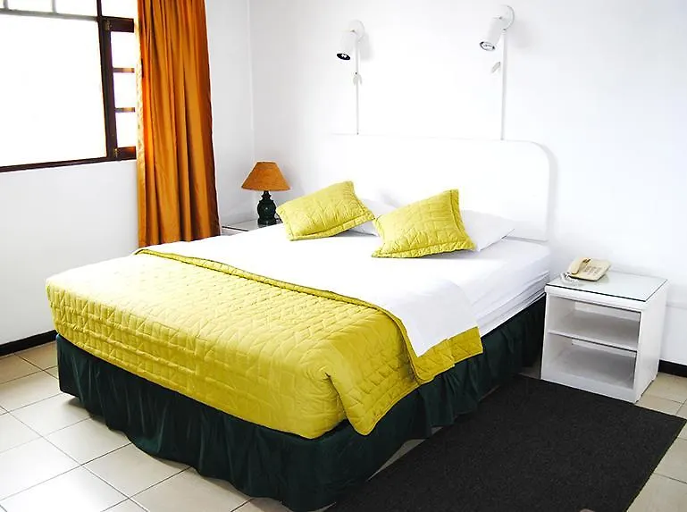 Hotel Fuente De Piedra II Quito Équateur