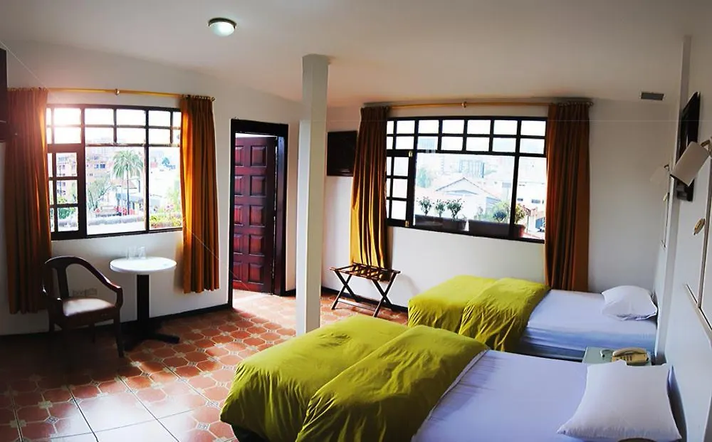 Hotel Fuente De Piedra II Quito