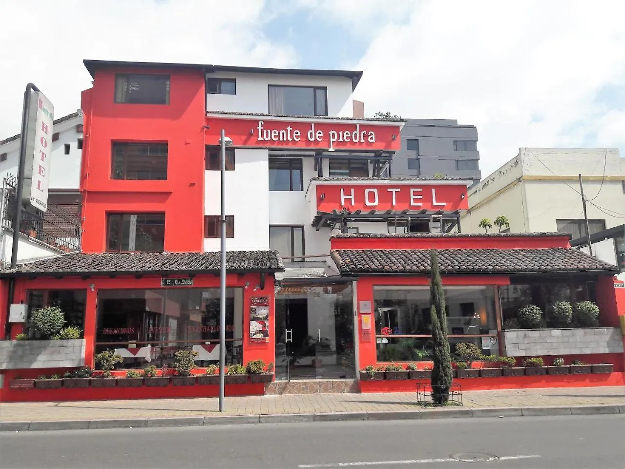 Hotel Fuente De Piedra II Quito
