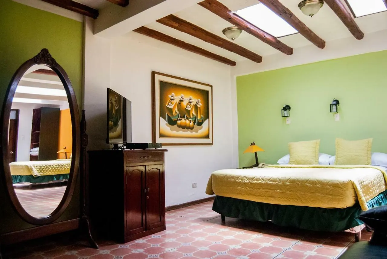 Hotel Fuente De Piedra II Quito