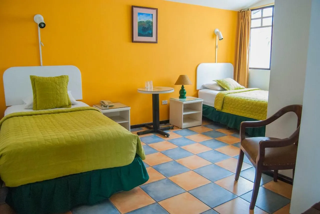 Hotel Fuente De Piedra II Quito