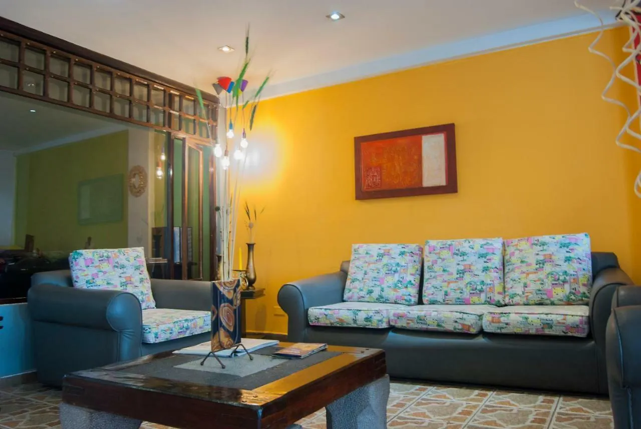 Hotel Fuente De Piedra II Quito