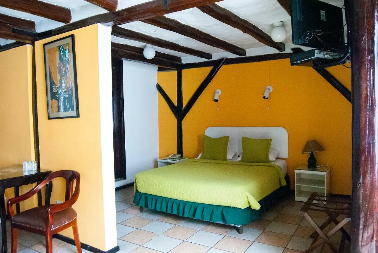 Hotel Fuente De Piedra II Quito