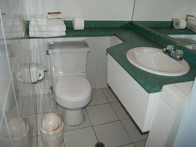***  Hotel Fuente De Piedra II Кито Эквадор