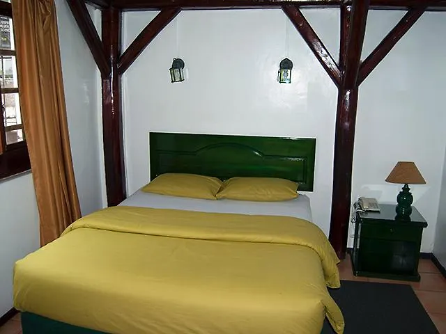 Hotel Fuente De Piedra II Quito