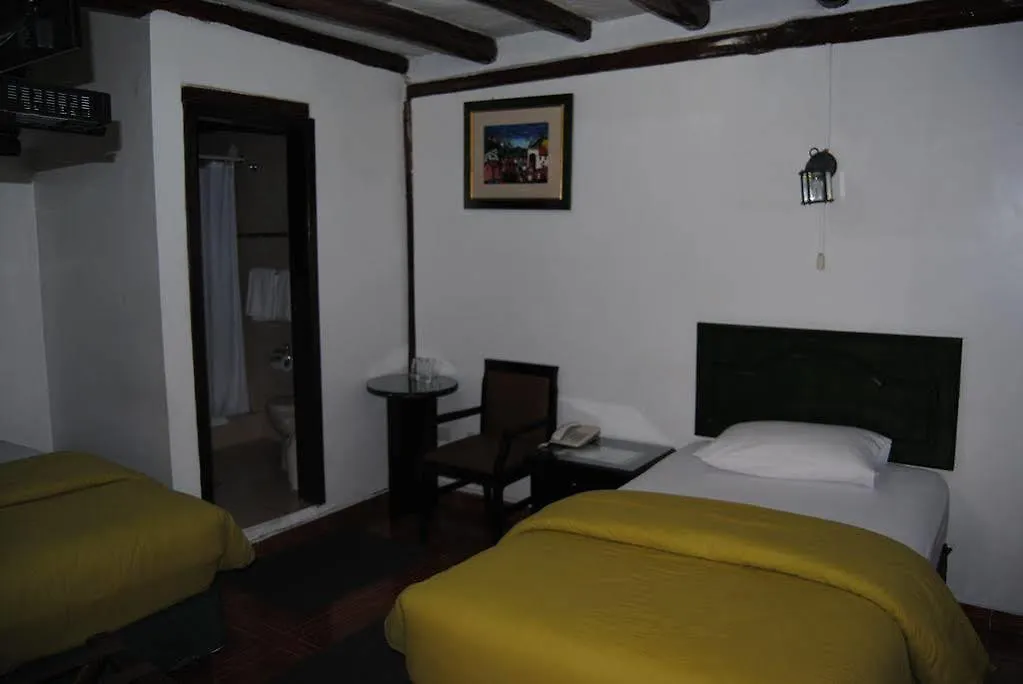 Hotel Fuente De Piedra II Quito